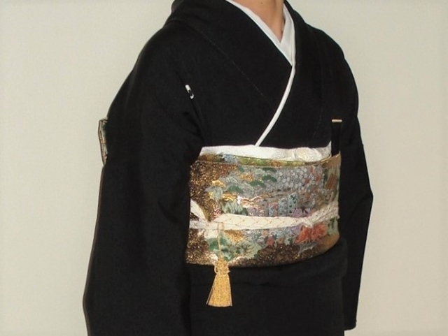 お宮参り黒留袖